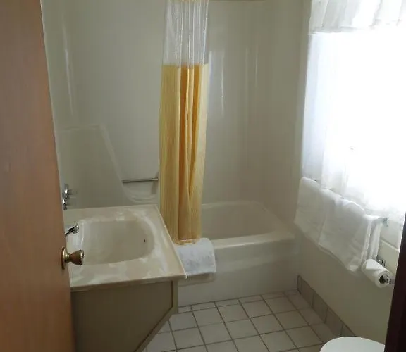 Days Hotel Riverton